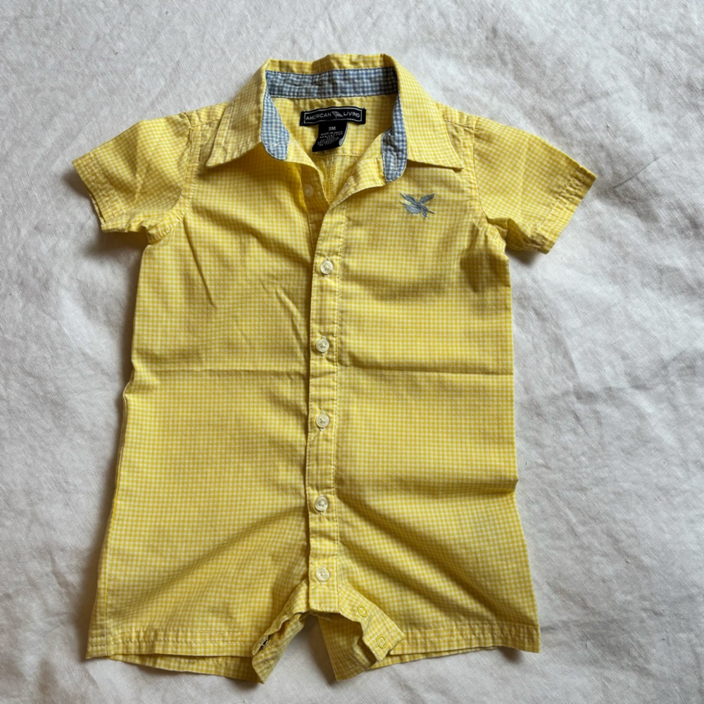American Living Baby Yellow Gingham Buttoned Up Romper Size 3 M
